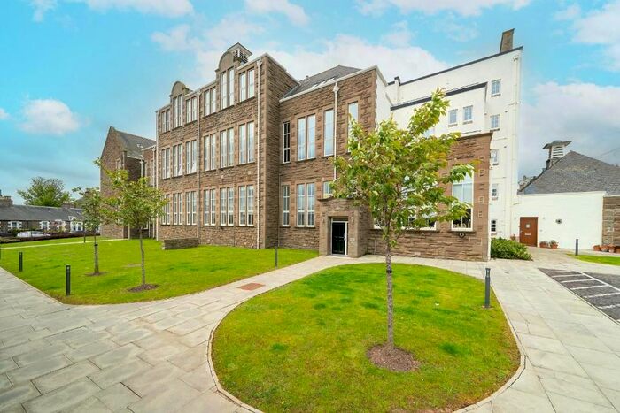 2 Bedroom Flat To Rent In Whinny Brae, Broughty Ferry, Dundee, DD5