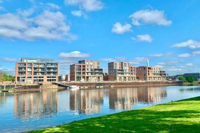 2 Bedroom Flat To Rent In Trent Bridge View, Nottingham, NG2