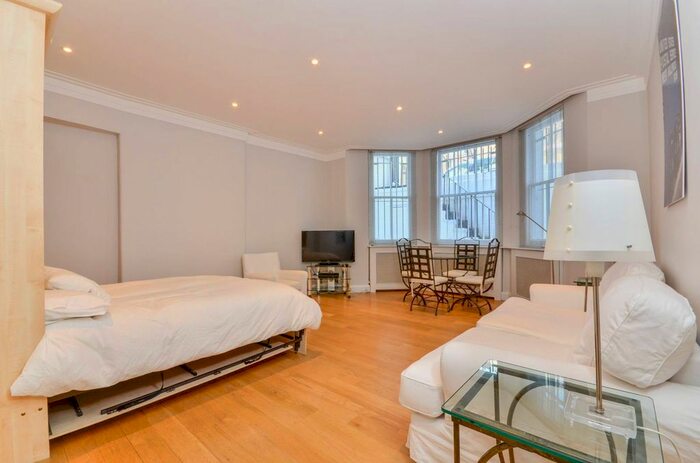 Studio To Rent In Onslow Gardens, South Kensington, London, SW7