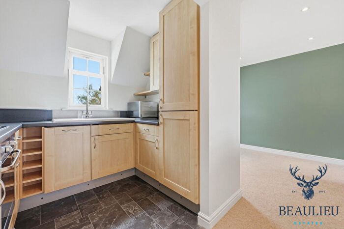 2 Bedroom Apartment For Sale In Burnell Gate, Beaulieu Park, CM1