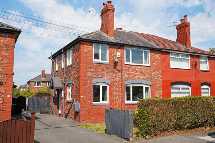3 Bedroom Semi-Detached House For Sale In Wilbraham Road, Fallowfield, M14