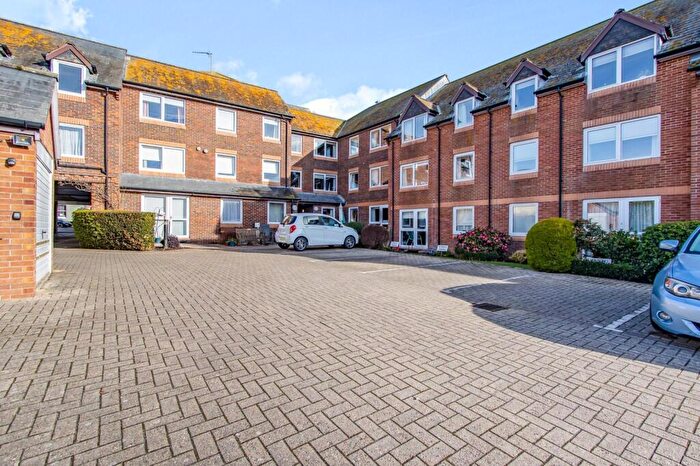 1 Bedroom Flat To Rent In Homebredy House, DT6