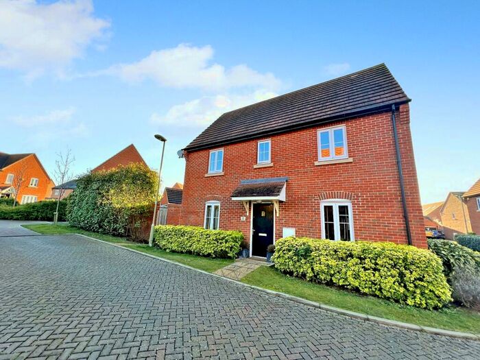 3 Bedroom Detached House To Rent In Chris Muir Place, Didcot, Oxfordshire, OX11