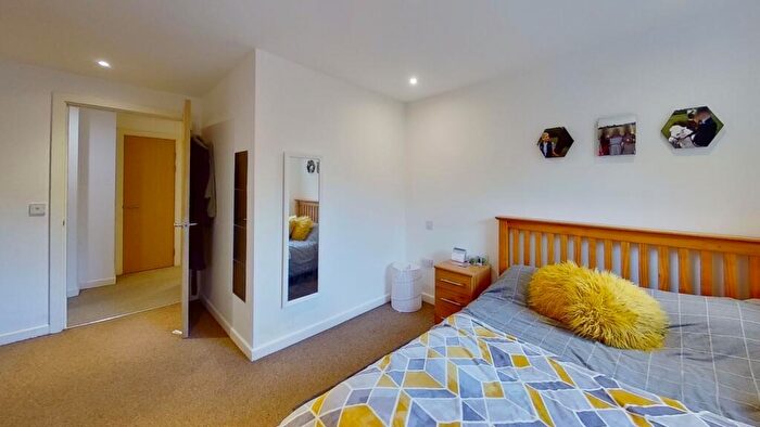 2 Bedroom Flat To Rent In Shakespeare Street, Nottingham, NG1