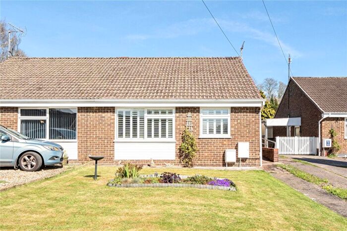 2 Bedroom Bungalow For Sale In Foxbury Close, Frome, Somerset, BA11