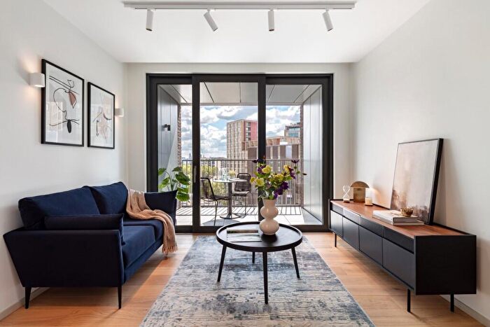 2 Bedroom Apartment To Rent In Author Kings Cross, York Way, London, N1