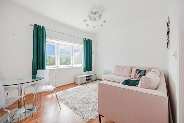 1 Bedroom Flat To Rent In L – London Road, Edinburgh, EH7
