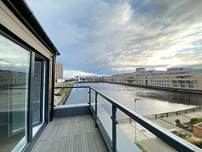 3 Bedroom Terraced House To Rent In Gilroy Road, The Shore, Edinburgh, EH6