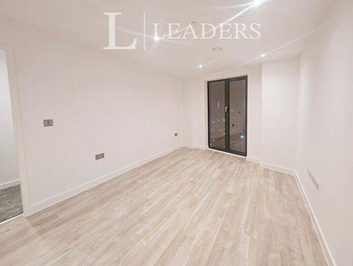 2 Bedroom Apartment To Rent In Silkbank Wharf, Derwent Street, Salford, M5
