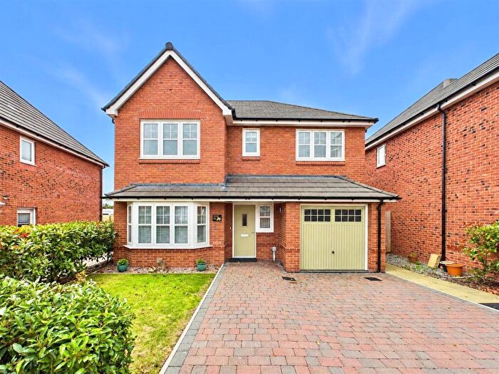4 Bedroom Detached House For Sale In Hill Field Gardens, Holt, Wrexham, LL13
