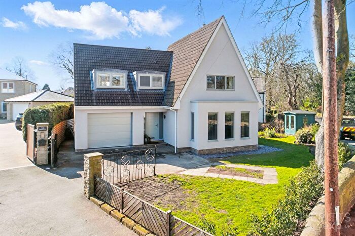 4 Bedroom Detached House For Sale In Pontefract Road, High Ackworth, WF7