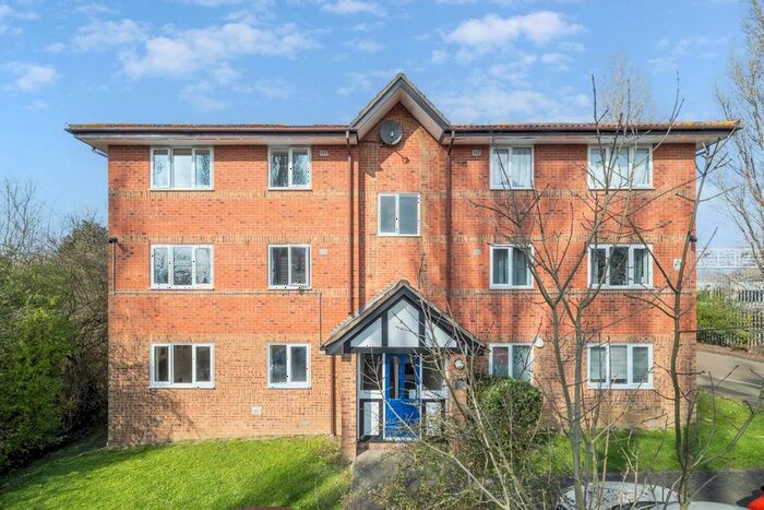 1 Bedroom Flat To Rent In Cumberland Place, London, SE6