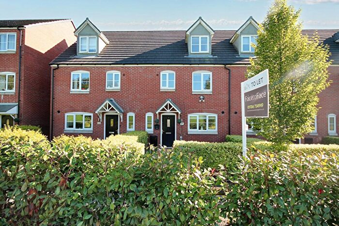 4 Bedroom Town House To Rent In Oakhurst Drive, Wardle, OL12