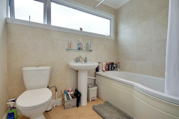 3 Bedroom Terraced House For Sale In Passingham Walk, Waterlooville, PO8