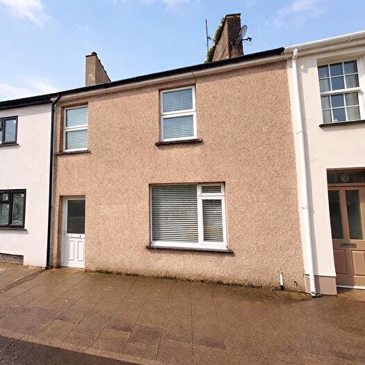 3 Bedroom Terraced House For Sale In High Street, Penrhyndeudraeth, LL48