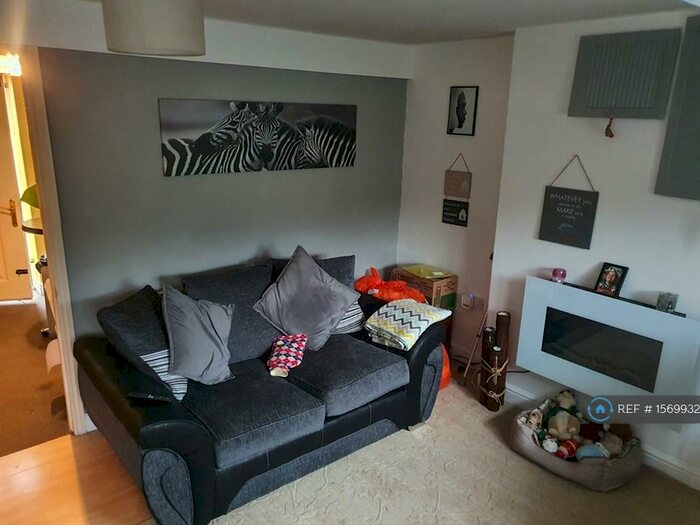 Studio To Rent In Fairway Drive, Carlton, Nottingham, NG4