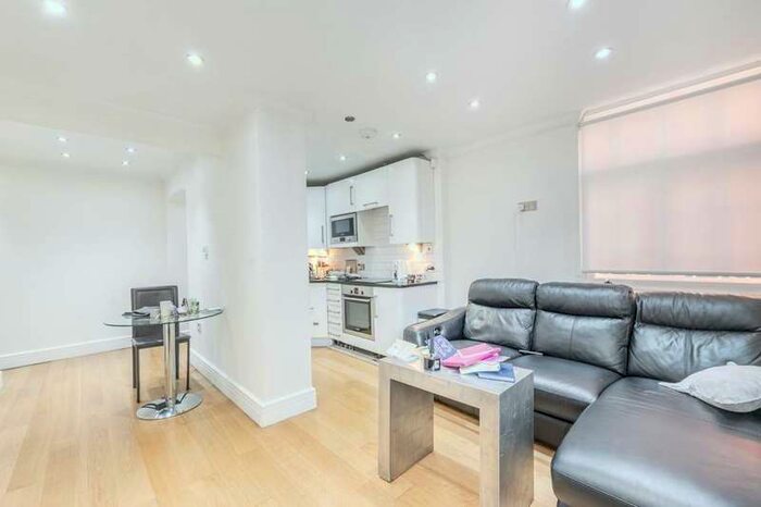 1 Bedroom Flat To Rent In Collingham Gardens, South Kensington, SW5