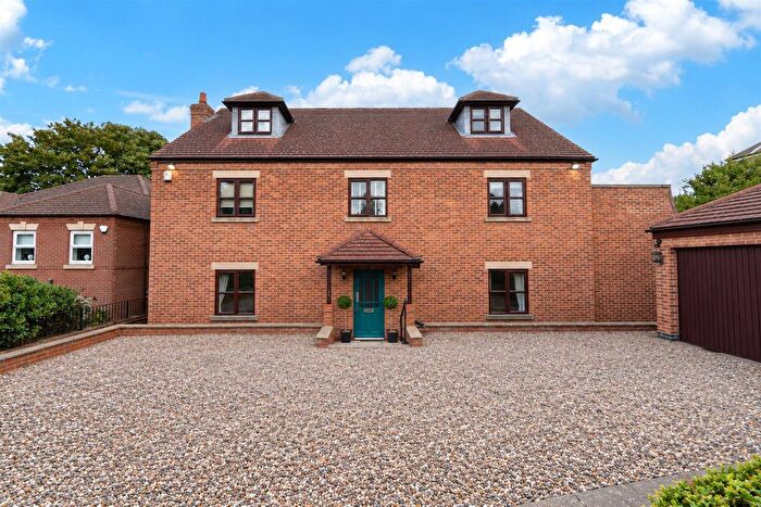5 Bedroom Detached House For Sale In Croft Avenue, Mansfield, NG18