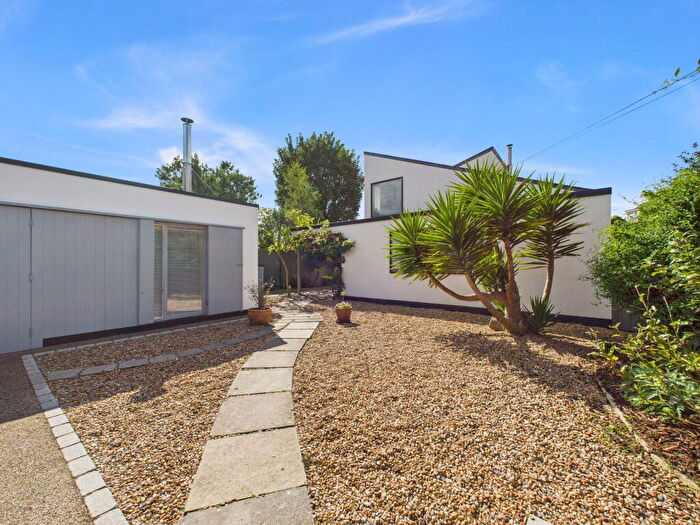 5 Bedroom Detached House For Sale In Jubilee Road, Portslade, BN41