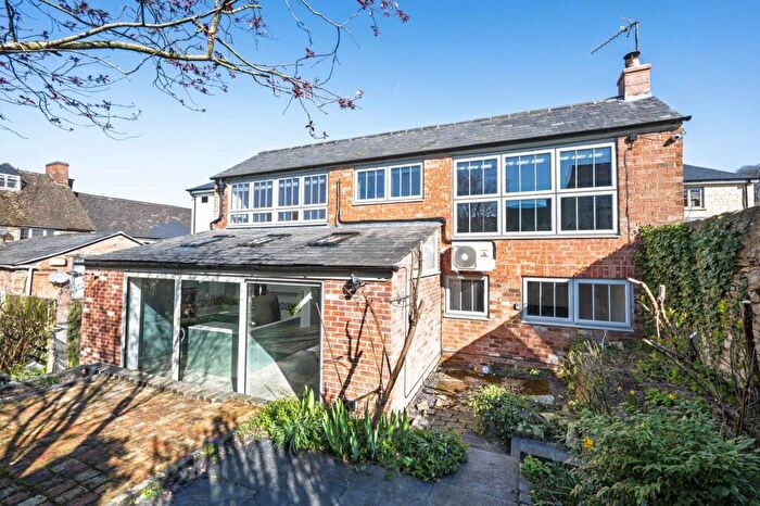 3 Bedroom Cottage For Sale In High Street, Chipping Norton, OX7