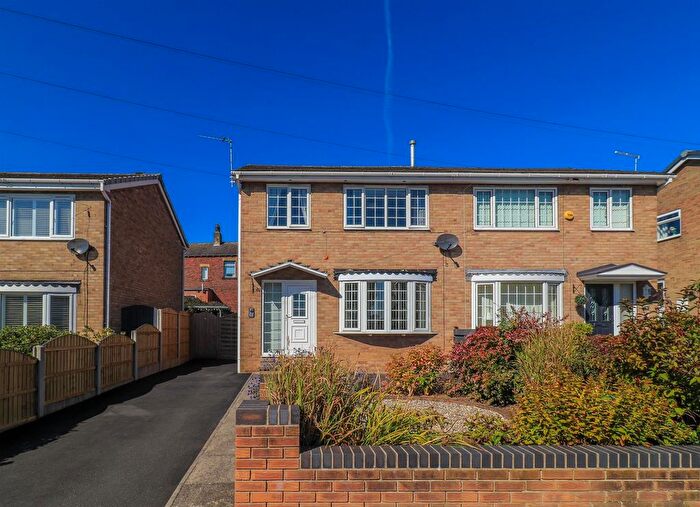 3 Bedroom Property For Sale In Wheatroyd Crescent, Ossett, WF5