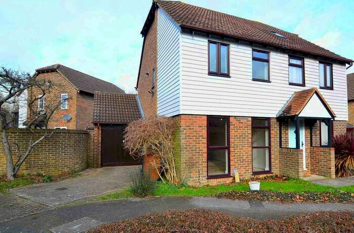 2 Bedroom Semi-Detached House To Rent In Grey Willow Gardens, Singleton, Ashford TN23