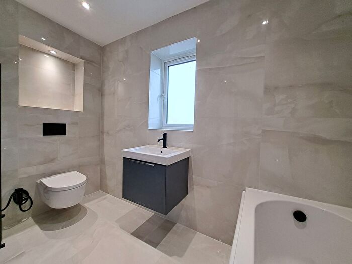 3 Bedroom Detached House For Sale In Woodlands Crest, Preston, Lancashire, PR1