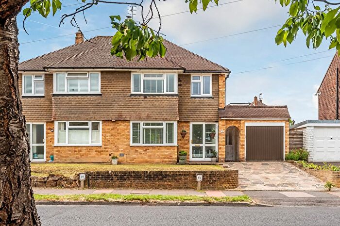 3 Bedroom Semi-Detached House For Sale In Greggs Wood Road, Tunbridge Wells, TN2