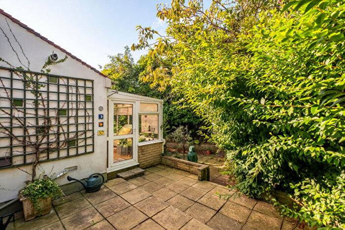 2 Bedroom Detached Bungalow For Sale In Preston Road, Lytham St. Annes, FY8