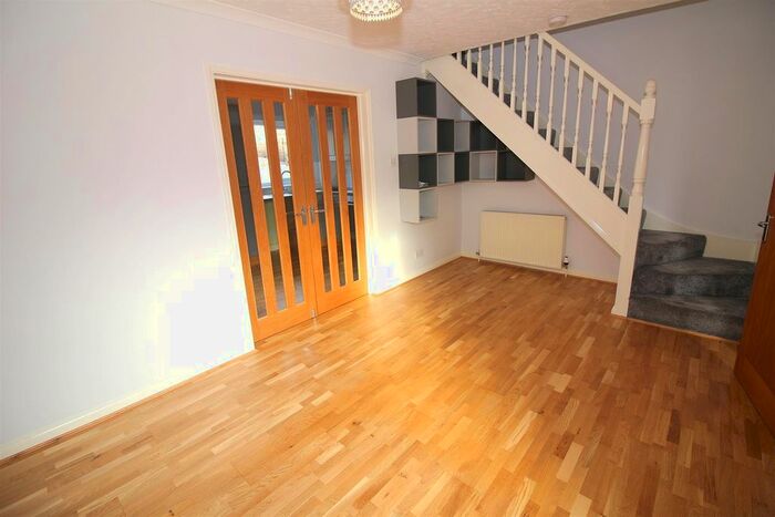 2 Bedroom Terraced House For Sale In Gennys Close, St. Anns Chapel, PL18 - Photo 5