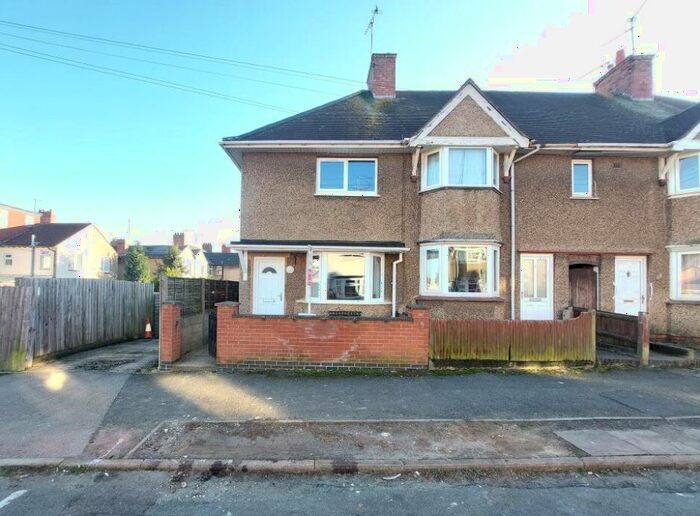 2 Bedroom House To Rent In Wordsworth Road, Kettering, NN16
