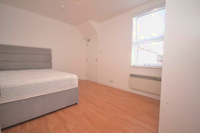 Studio To Rent In Charles Street, Reading, RG1