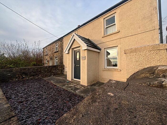 3 Bedroom Cottage To Rent In Pontpren, Penderyn, CF44