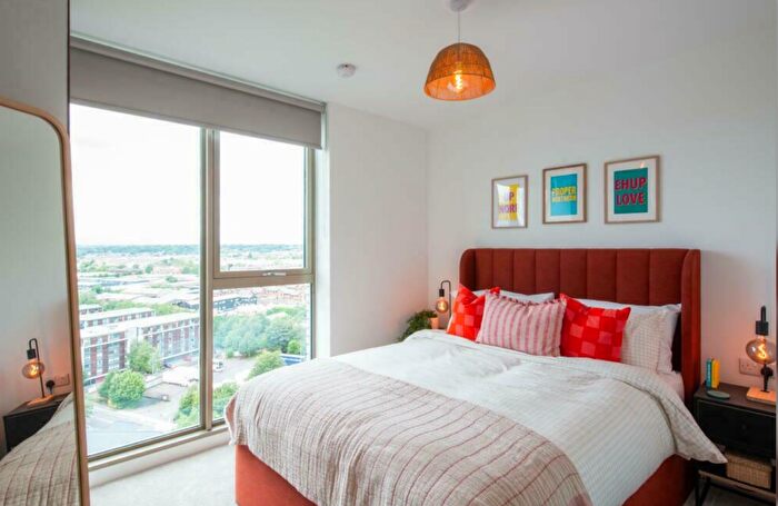 3 Bedroom Flat To Rent In Anchorage Quay, Manchester, M50