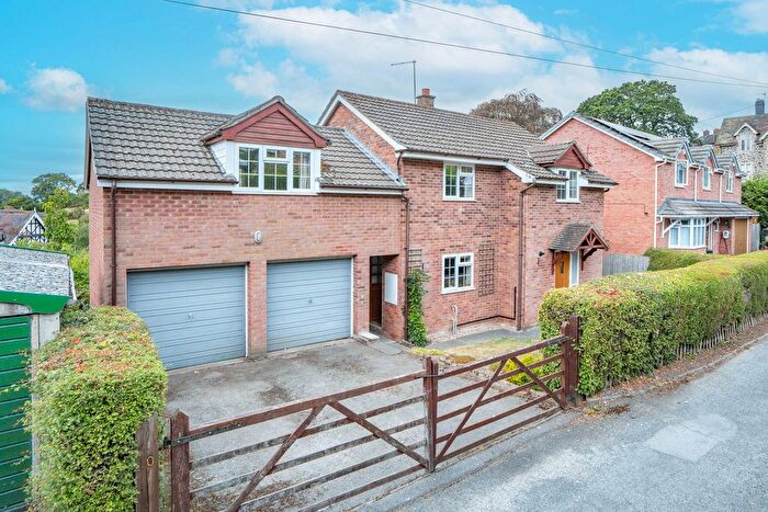 4 Bedroom Detached House For Sale In Lower Montpelier Road, Malvern, WR14