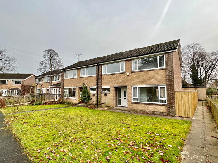 3 Bedroom End Of Terrace House For Sale In Boston Spa, Wickham Close, LS23