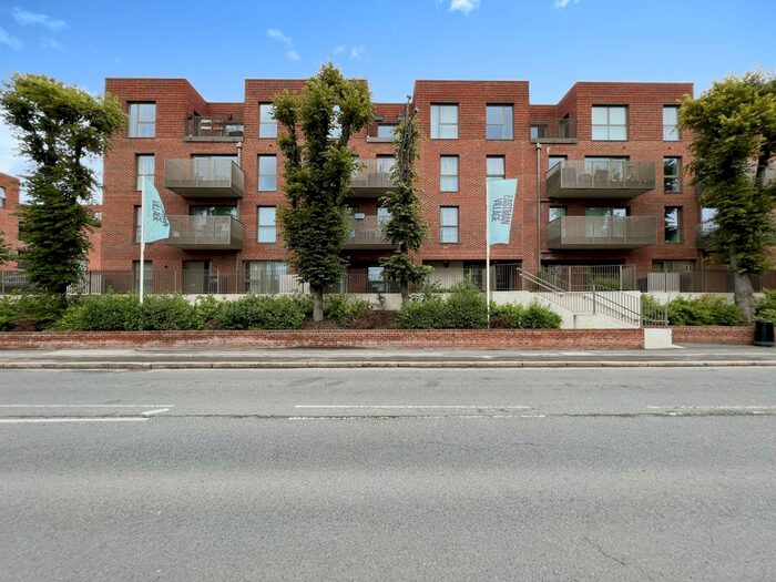 2 Bedroom Flat To Rent In Harrow View, Harrow, HA1