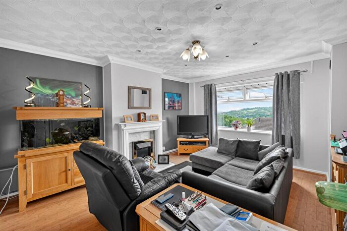 2 Bedroom Flat For Sale In Upland Drive, Trevethin, Pontypool, NP4