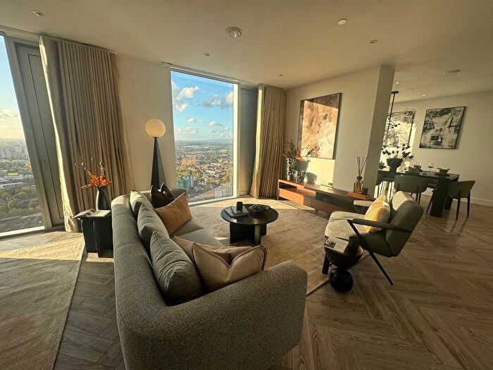 3 Bedroom Flat To Rent In Cortland At Colliers Yard, Bankside Boulevard Salford, Greater Manchester, M3