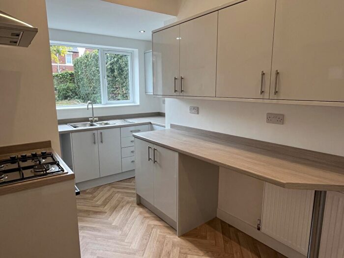 3 Bedroom House To Rent In Laburnum Road, Balby, DN4