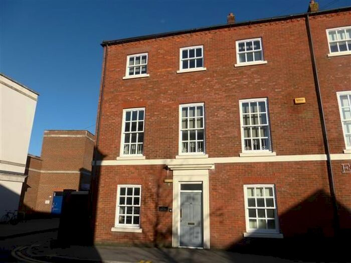 1 Bedroom Flat To Rent In Wedgewood Street, Aylesbury HP19
