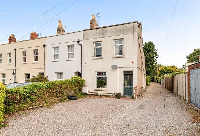 4 Bedroom End Terrace House For Sale In Edwy Parade, Gloucester, Gloucestershire, GL1