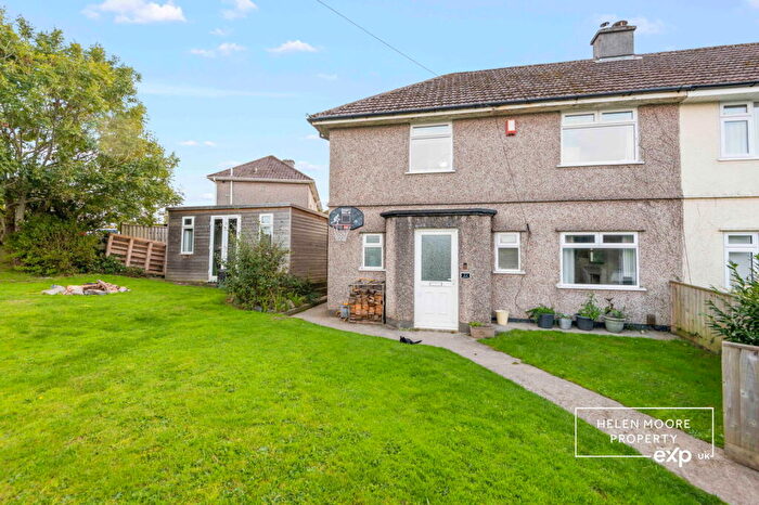 3 Bedroom Semi-Detached House For Sale In Larkham Lane, Plympton, Plymouth, PL7