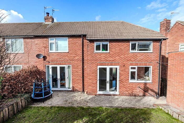 3 Bedroom Semi Detached House For Sale In Woodside Lane, Ryton, NE40