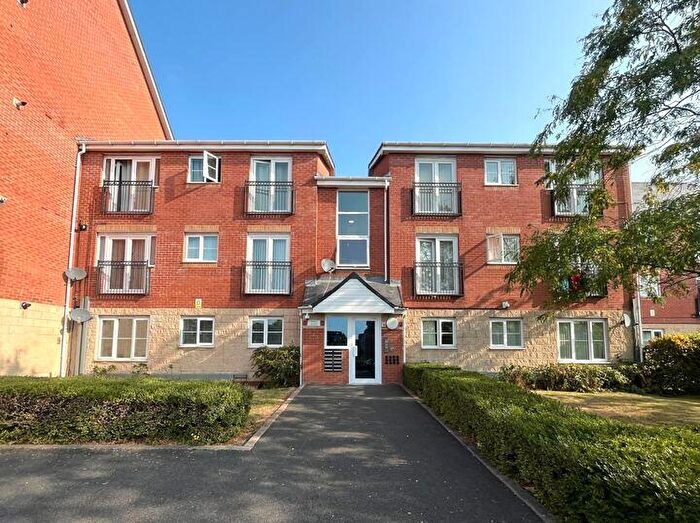 2 Bedroom Flat For Sale In Signet Square, CV2