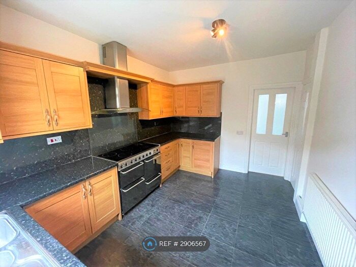 3 Bedroom Terraced House To Rent In Falding St, Sheffield, S35