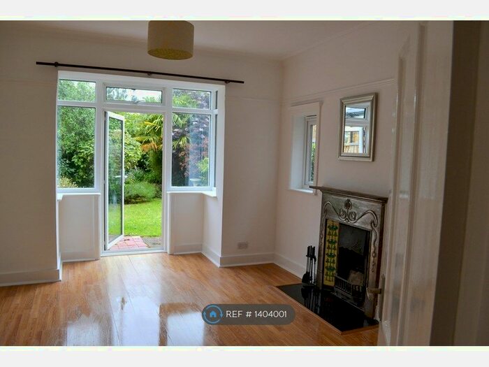 1 Bedroom Flat To Rent In East Dulwich, London, SE22