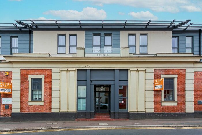 1 Bedroom Flat To Rent In Leavesden Road, Watford, Hertfordshire, WD24