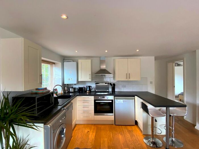 1 Bedroom Maisonette To Rent In The Street, West Horsley, KT24