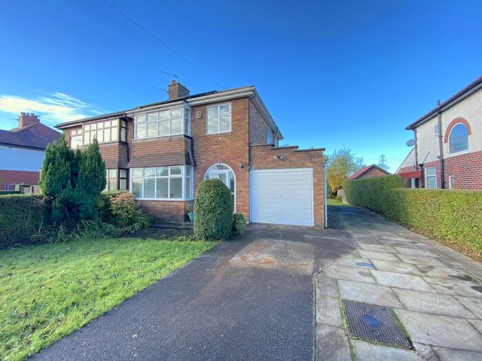 3 Bedroom Semi-Detached House To Rent In Pope Lane, Whitestake, PR4